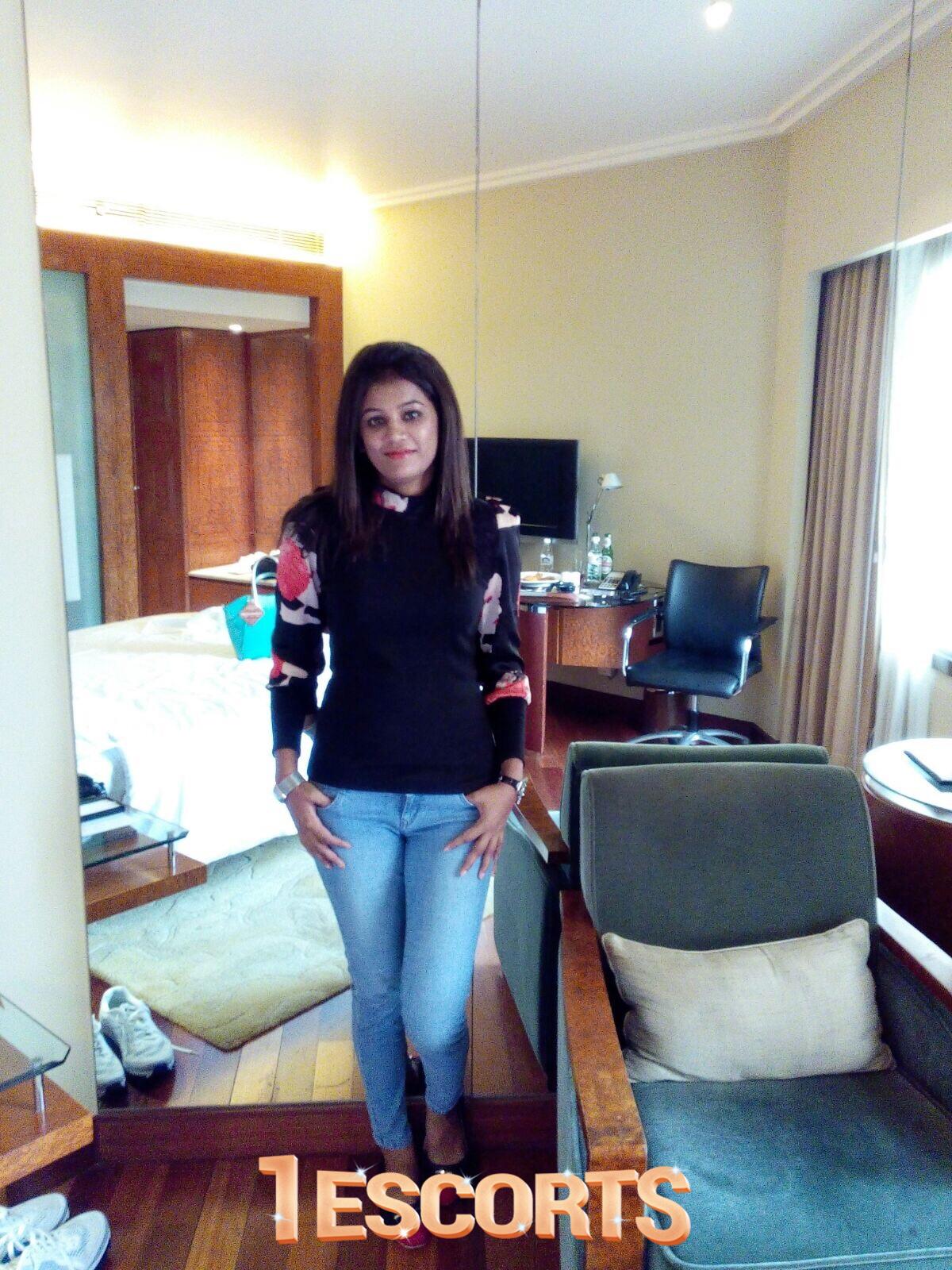 Priya Rai -4