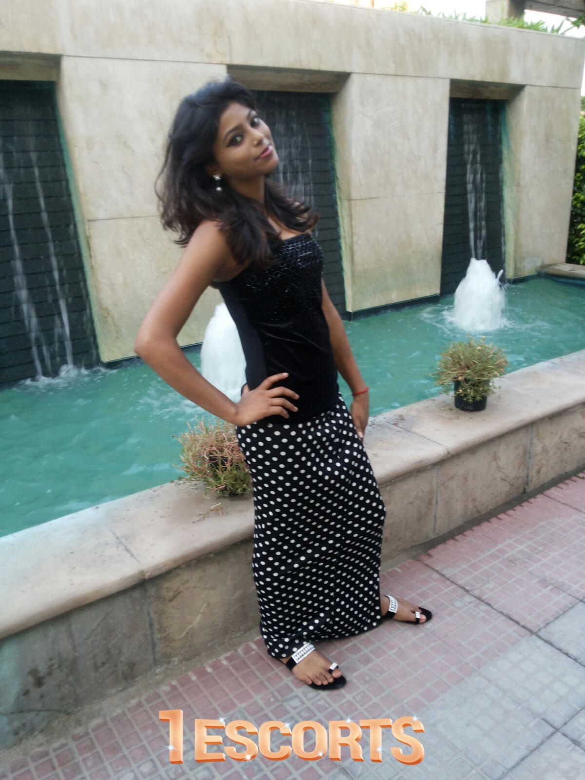 Anika Seth -3