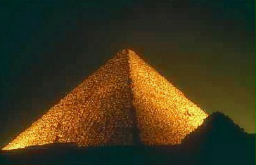 piramide-01.jpg
