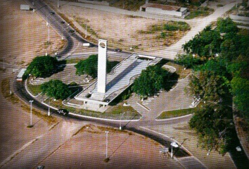 Monumento Marco Zero do Equador, contornado pela Rodovia JK - Foto Val Fernandes