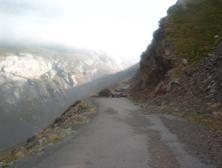 El final del Col de Boucharo, con piedras que dificultan el paso