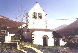 Iglesia de Santa Mara, Monumento Artstico Regional en Cerredo (Degaa)