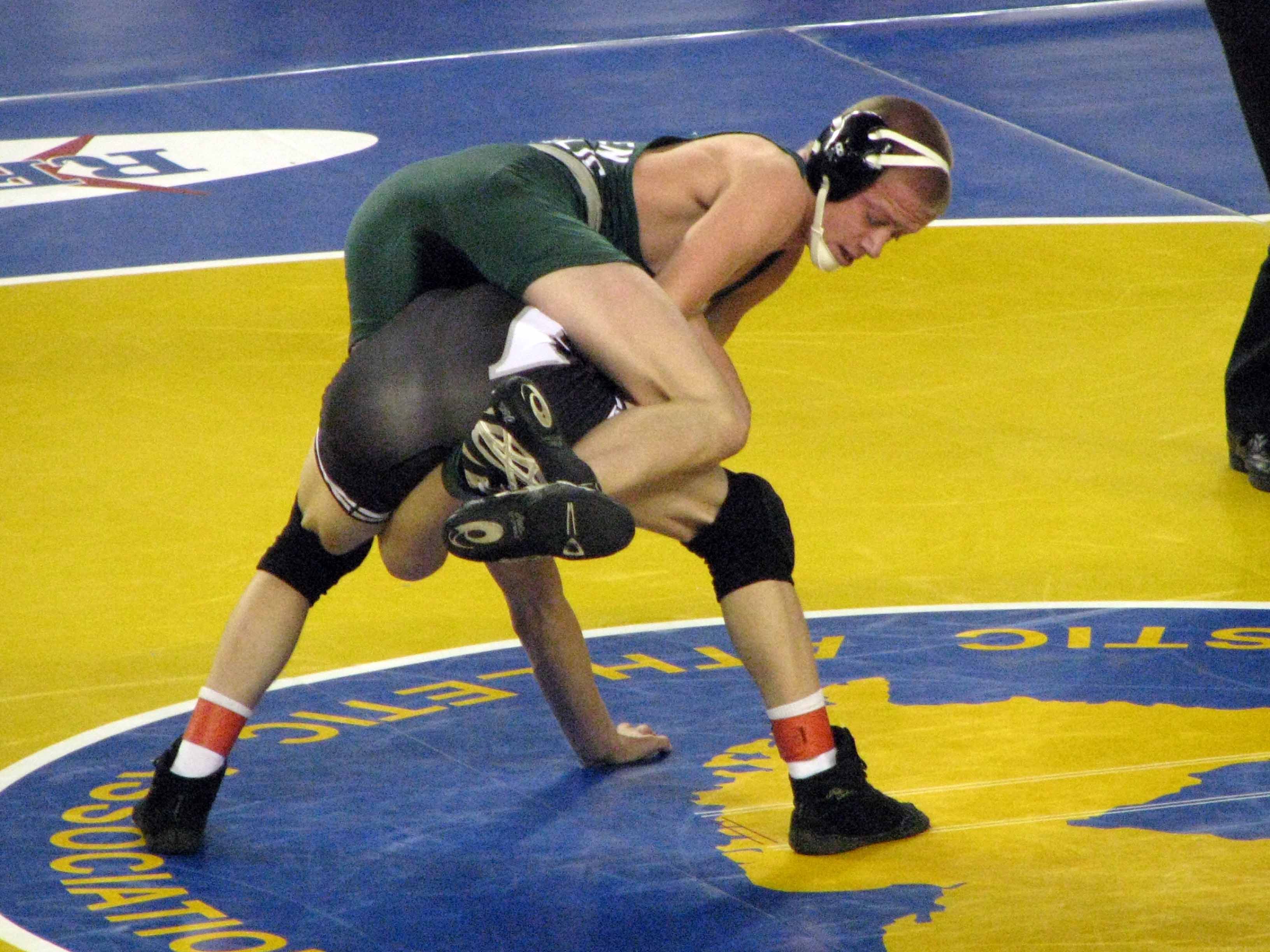 home-page-fighting-irish-wrestling