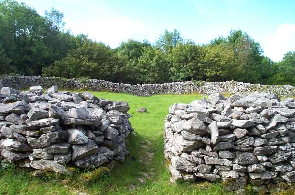 Cashel Walls