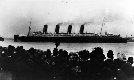 [Die 'Lusitania' - der erste Dreadnought]