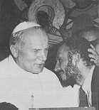 Juan Pablo II y KiKo