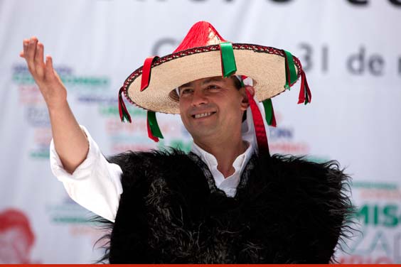 Una frase del presidente que pretend�a ser reivindicatoria ha terminado por convertirse enorme sarcasmo una vez que se revisa el historial pol�tico y econ�mico del sexenio de Pe�a Nieto: su gobierno s� despierta cada ma�ana, pensando como hacerle eso a M�xico