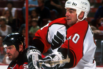 On this day in 1998, John LeClair - Philadelphia Flyers