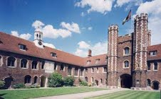 �ӦZ�ǰ|
Queen's College