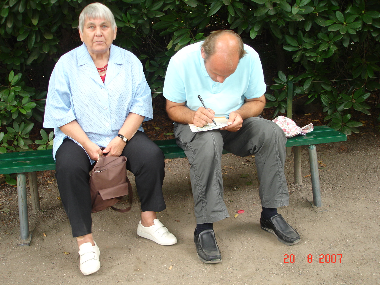 Mutti und Heiko im Park