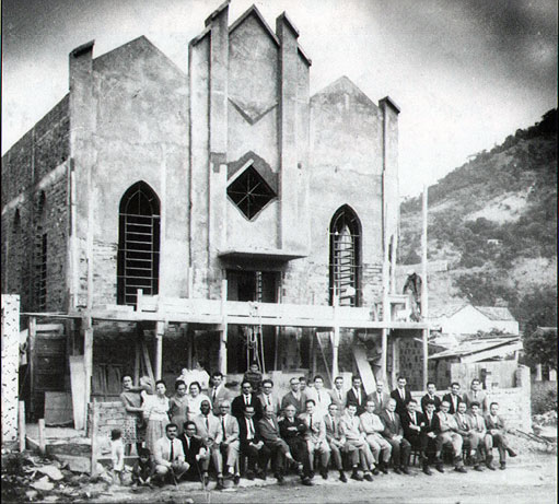 Igreja Adventista da Promessa no Rio de Janeiro - Construo do Templo da IAP no bairro de Piedade em 1963