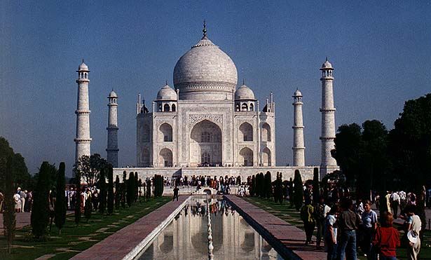 taj.jpg (49949 bytes)