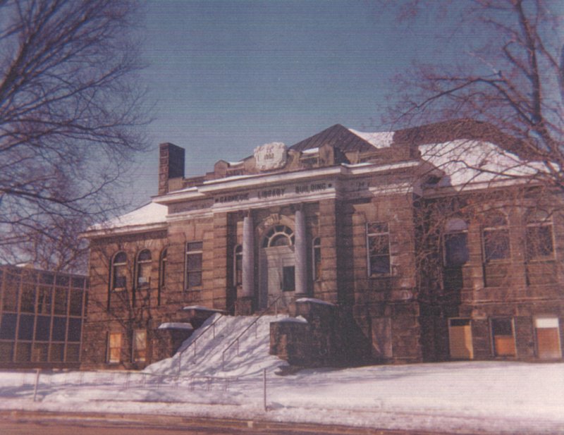 Chippewa Falls Junior High School