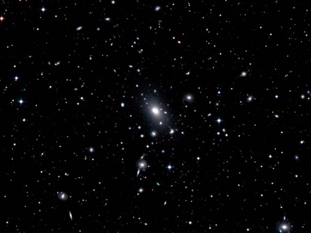 A2199 - do Digitized Sky Survey