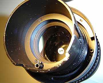 A look inside this Arsat 250mm lens .. YUCK