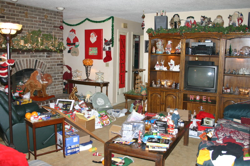 Christmas wasteland at the Bloom house