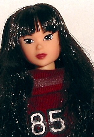 Lisa's Eclectic Hobbies - Momoko