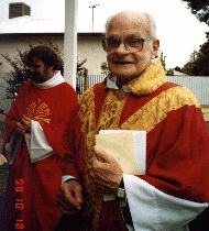 Canon Cracknall at St Luke's Irymple on 18 Oct 1998