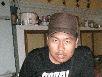 Dah tak kawan ngan <b>semut lagi</b> - achok