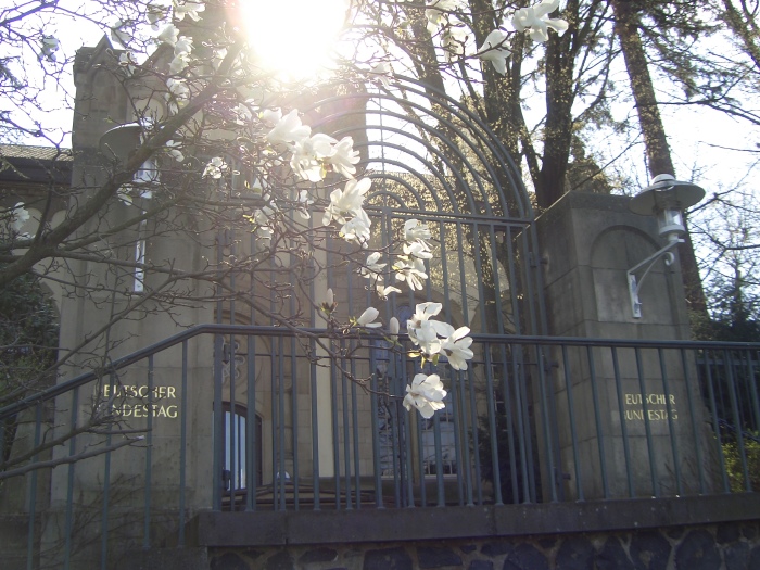 20070325-163308-bonn-CJ1528.JPG