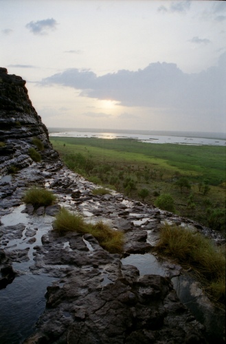 AU110-24r.jpg