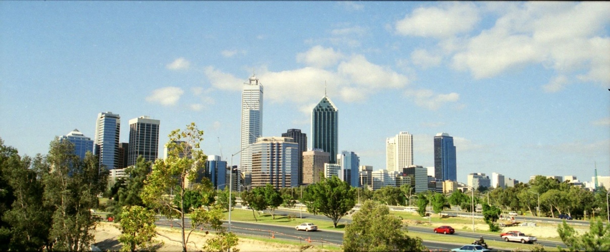 AU205-09pa.jpg