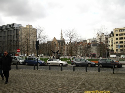 20110311-120958-Brussels-7729.jpg
