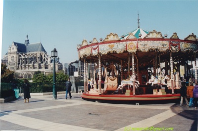 Paris-2-01-01.jpg