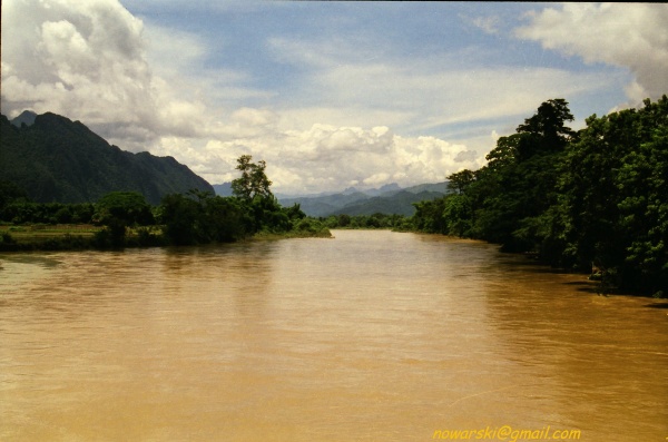 Laos-10-32.jpg