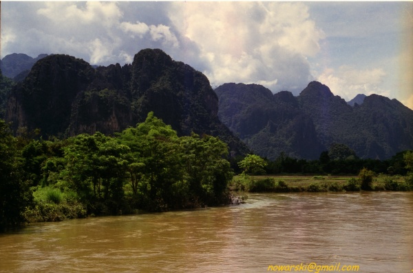 	Laos	