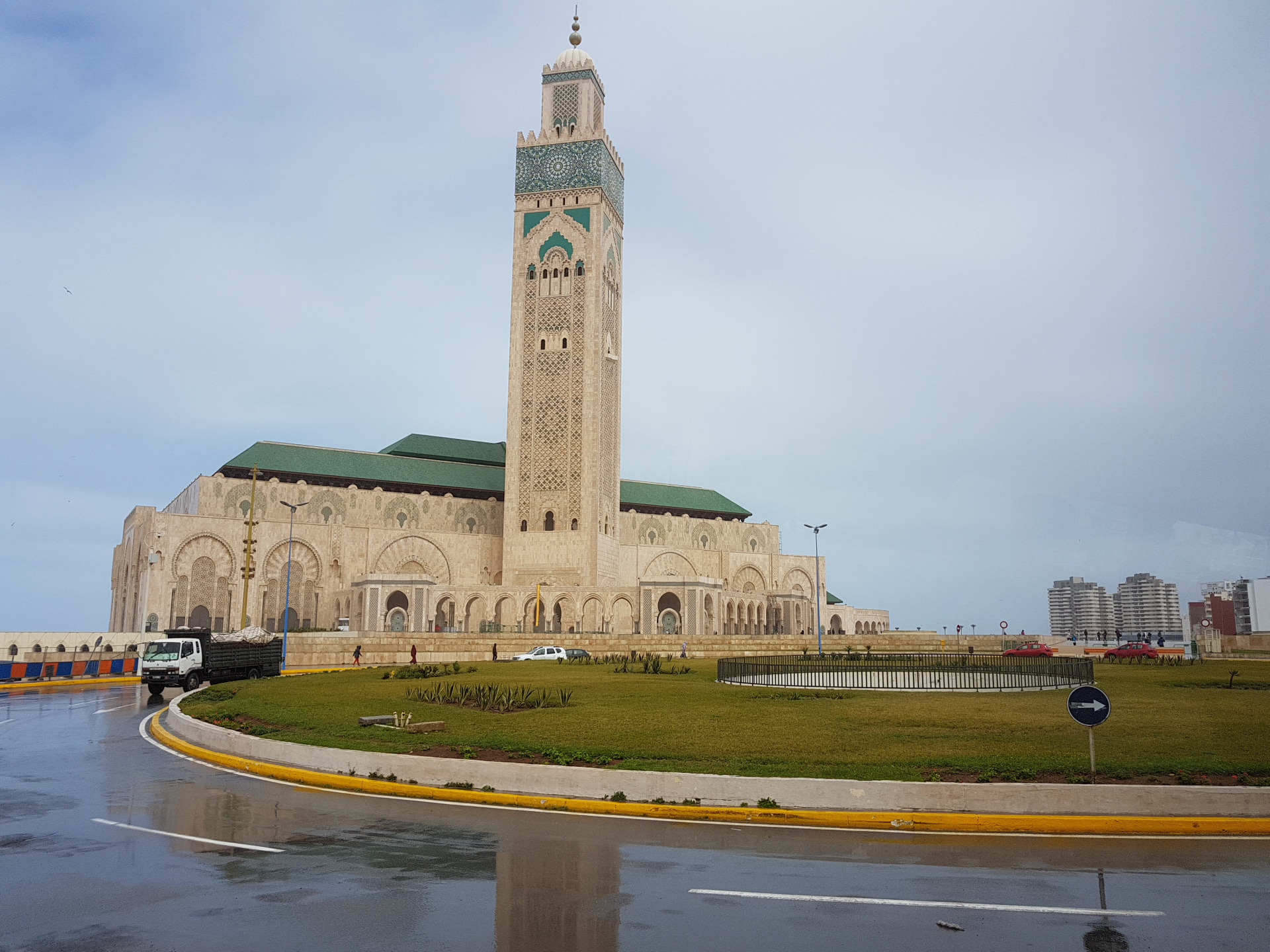 20180305-132111-Hasan_II_Mosque-Casablanca-SJ.jpg
