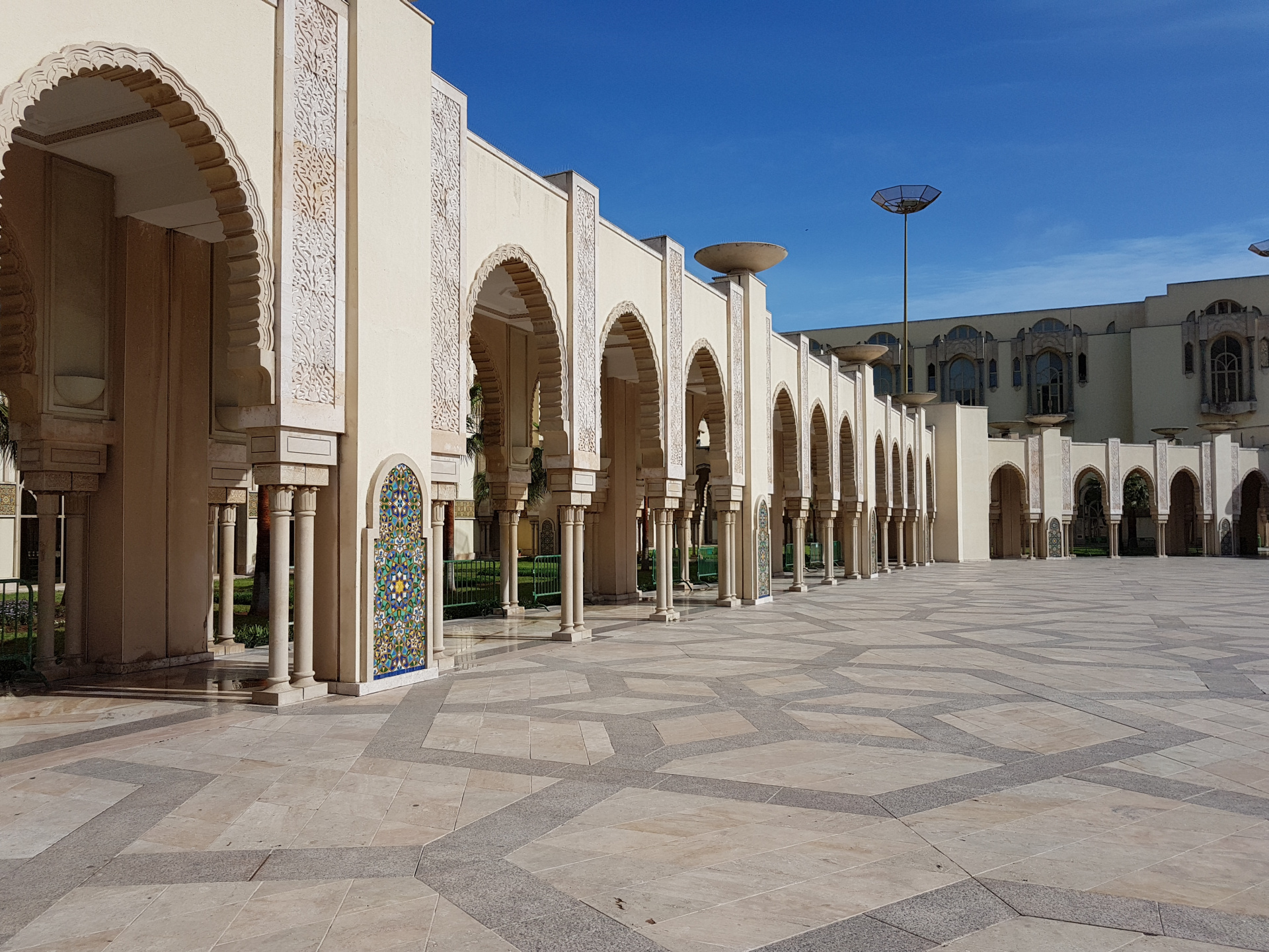 20180305-151030-Hasan_II_Mosque-Casablanca-SJ.jpg