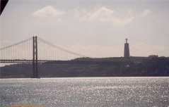 20010419-lisbon-ponte_25_abril-2.jpg