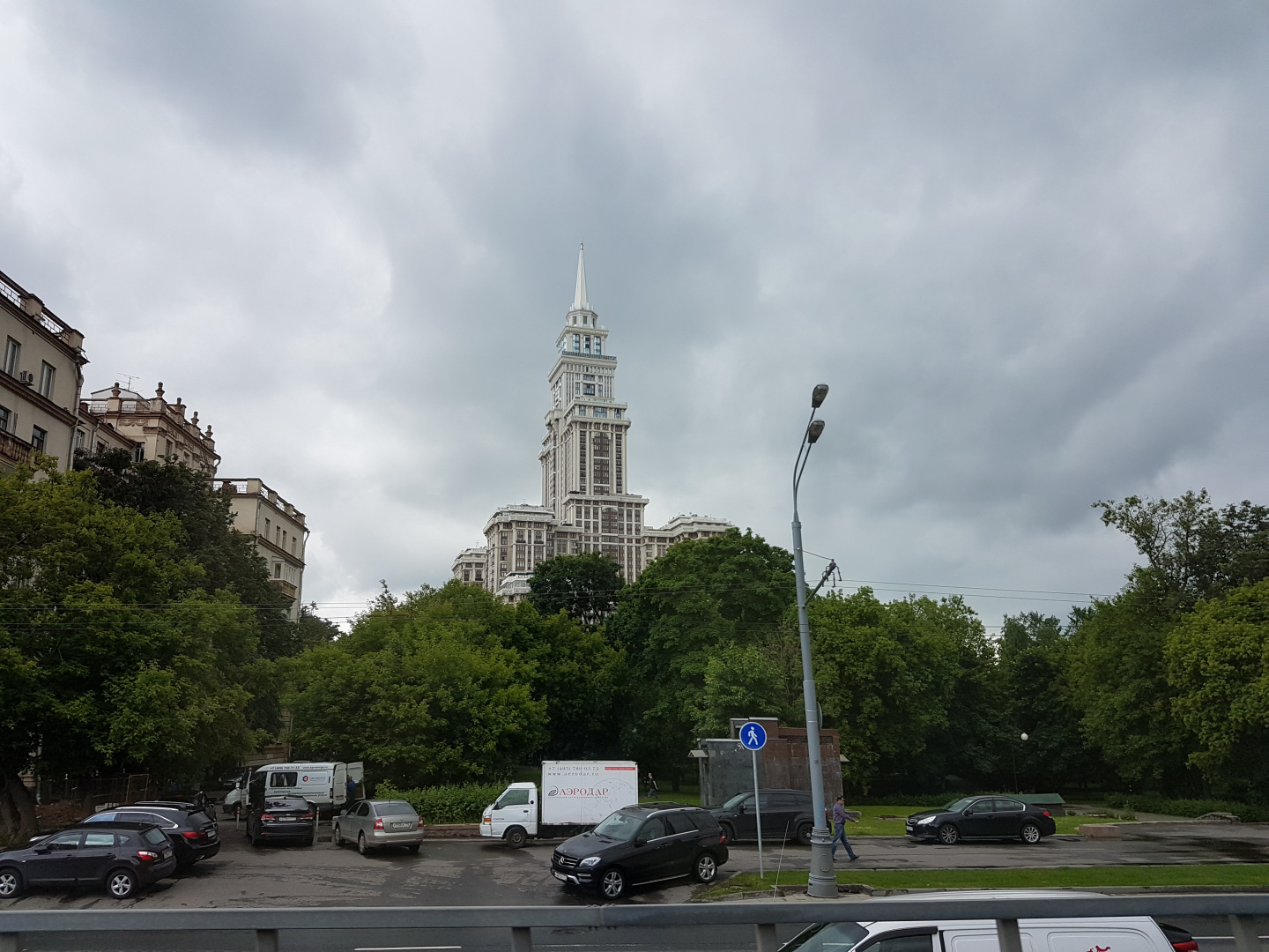20170704-134440-Moscow-Leningradskiy_Prospekt-SJ.jpg