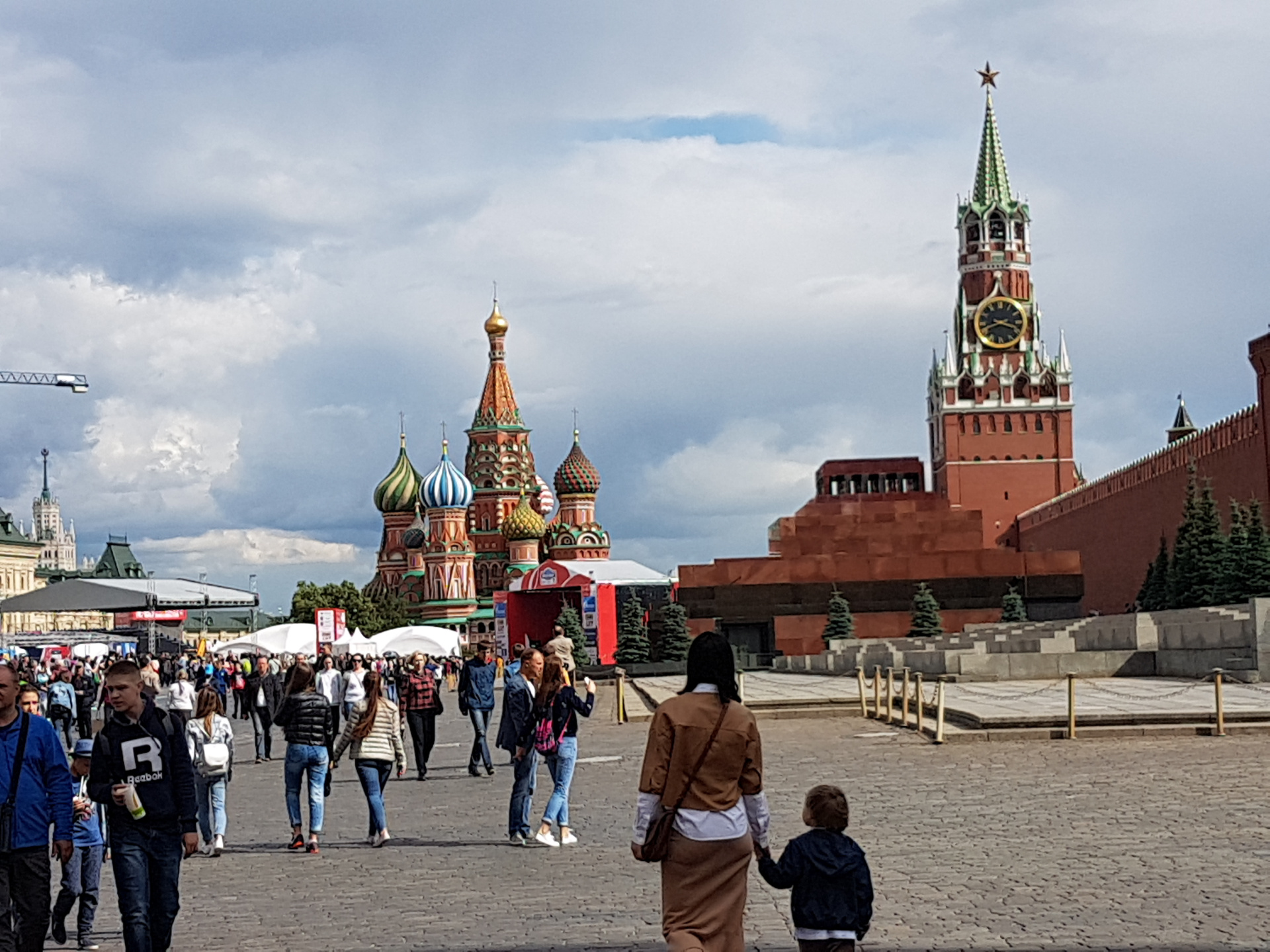 20170706-154013-Moscow-Kreml-Red_Square-SJ.jpg
