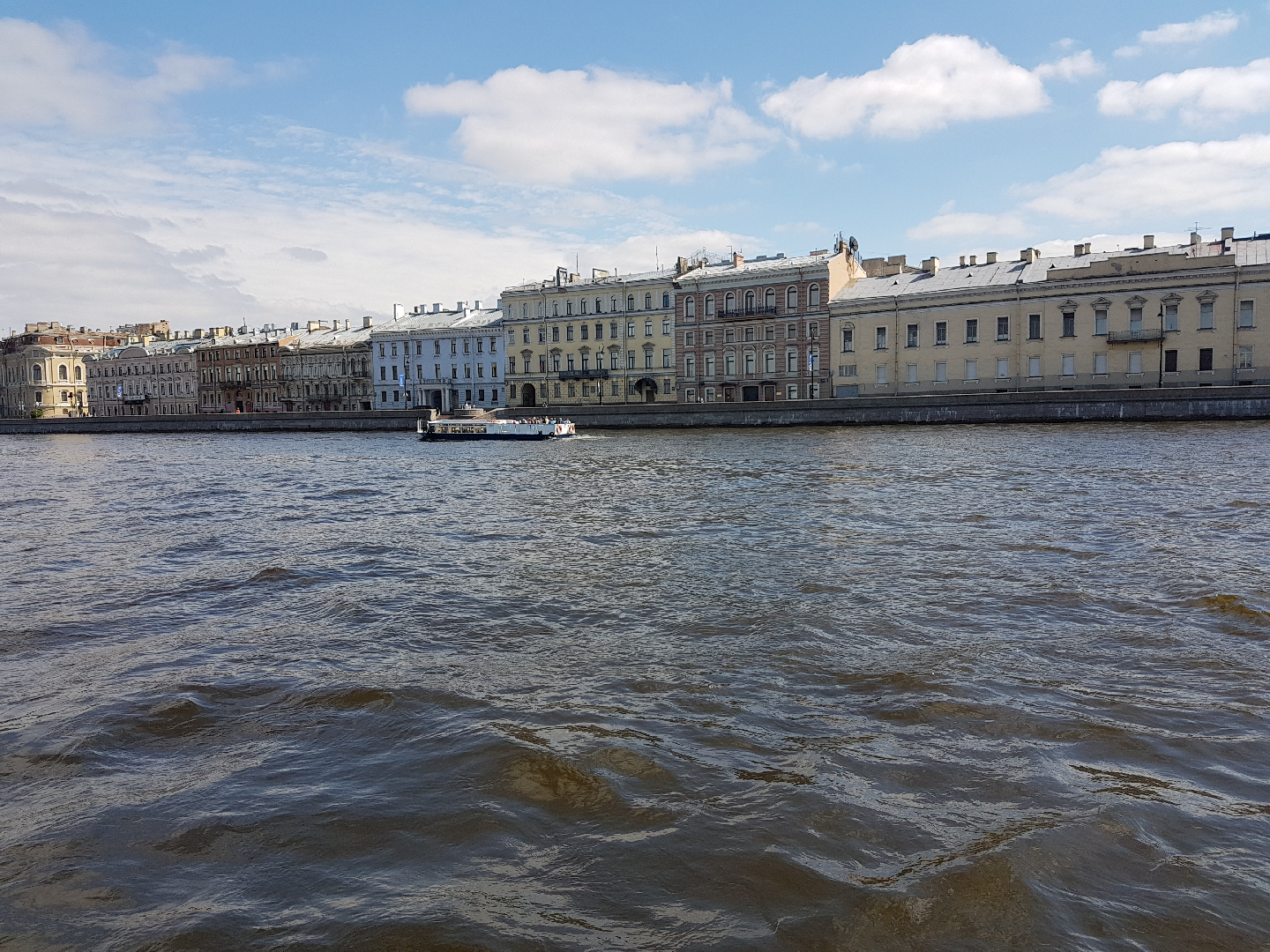 20170709-143103-St-Petersburg-Neva-SJ.jpg
