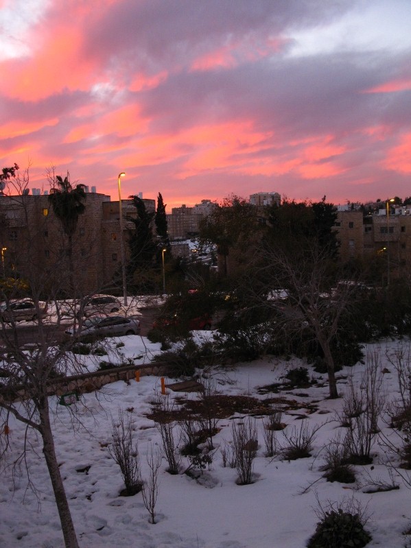 20131217-164602-Ramat-Sharet-snow-and-sunset-C0306.jpg