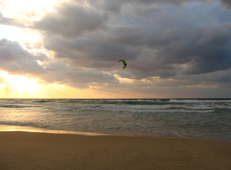 20080105-161714-Rishon-leZion-beach-sunset-C4338-tr.jpg