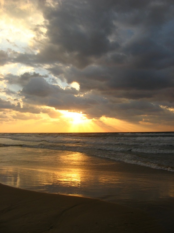 20080105-161918-Rishon-leZion-beach-sunset-C4346.jpg