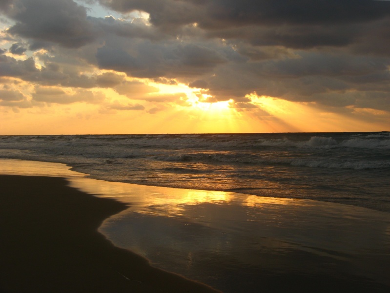 20080105-162052-Rishon-leZion-beach-sunset-C4349-tr.jpg