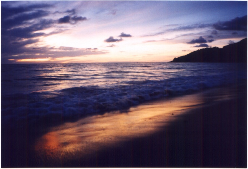 20000401-sunset-in-phuket-roni.jpg