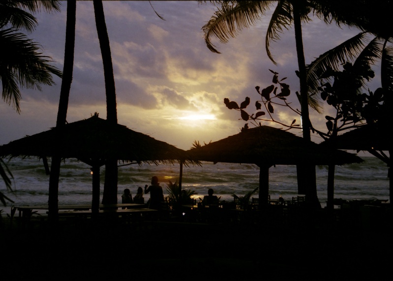 200003-Thailand-Railay-Beach-sunset-AU303-28.jpg