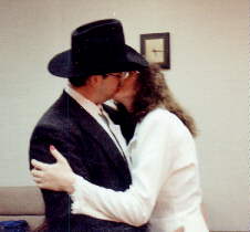 Kiss!
