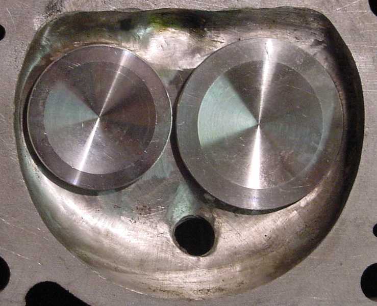 4 valve combustion chamber