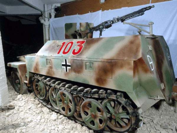leichte Sch�tzenpanzerwagen Sd.Kfz.250/1 (Neu)
