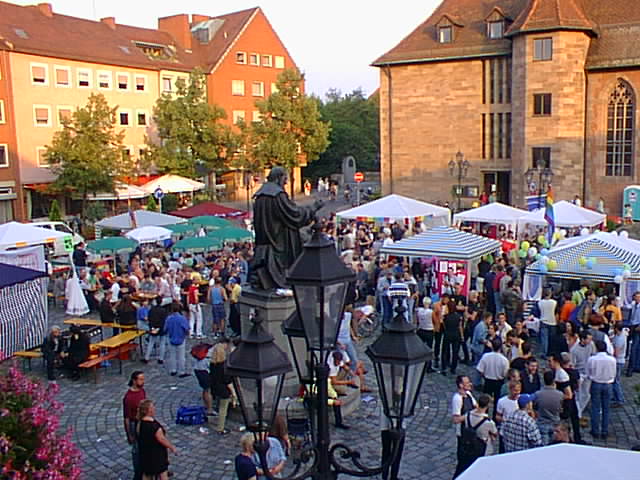 Straenfest '98 - Hans-Sachs-Platz (73711 Byte)