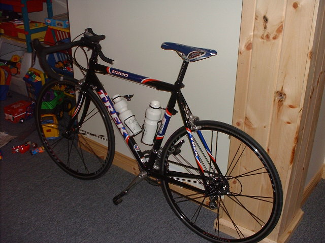 2001 trek 2300