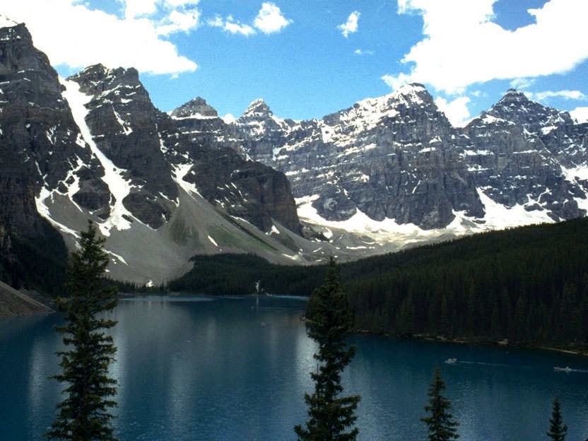 Moraine Lake.jpg