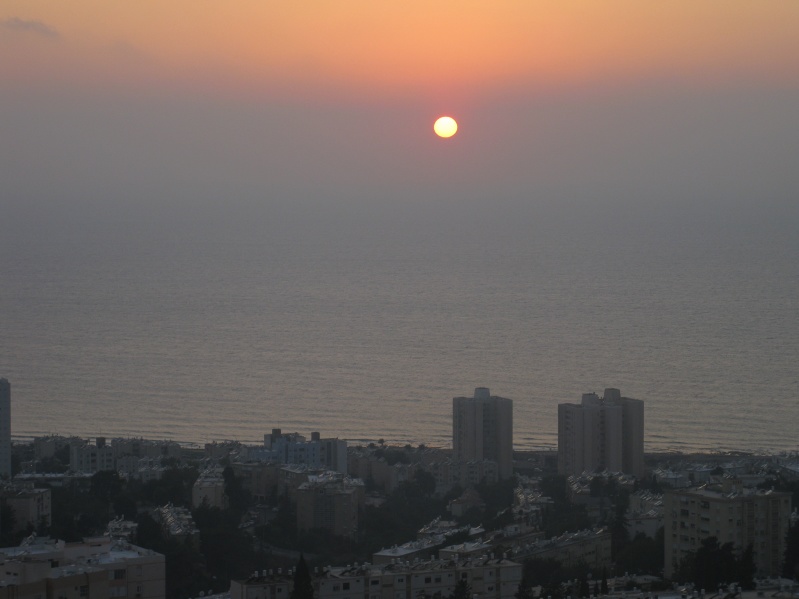 20091008-181100-Haifa-Carmel-Beach-IMG_2915.jpg