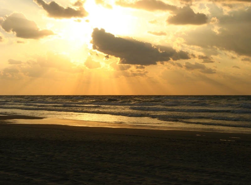 20080105-160818-Rishon-leZion-beach-sunset-C4305-tr.jpg